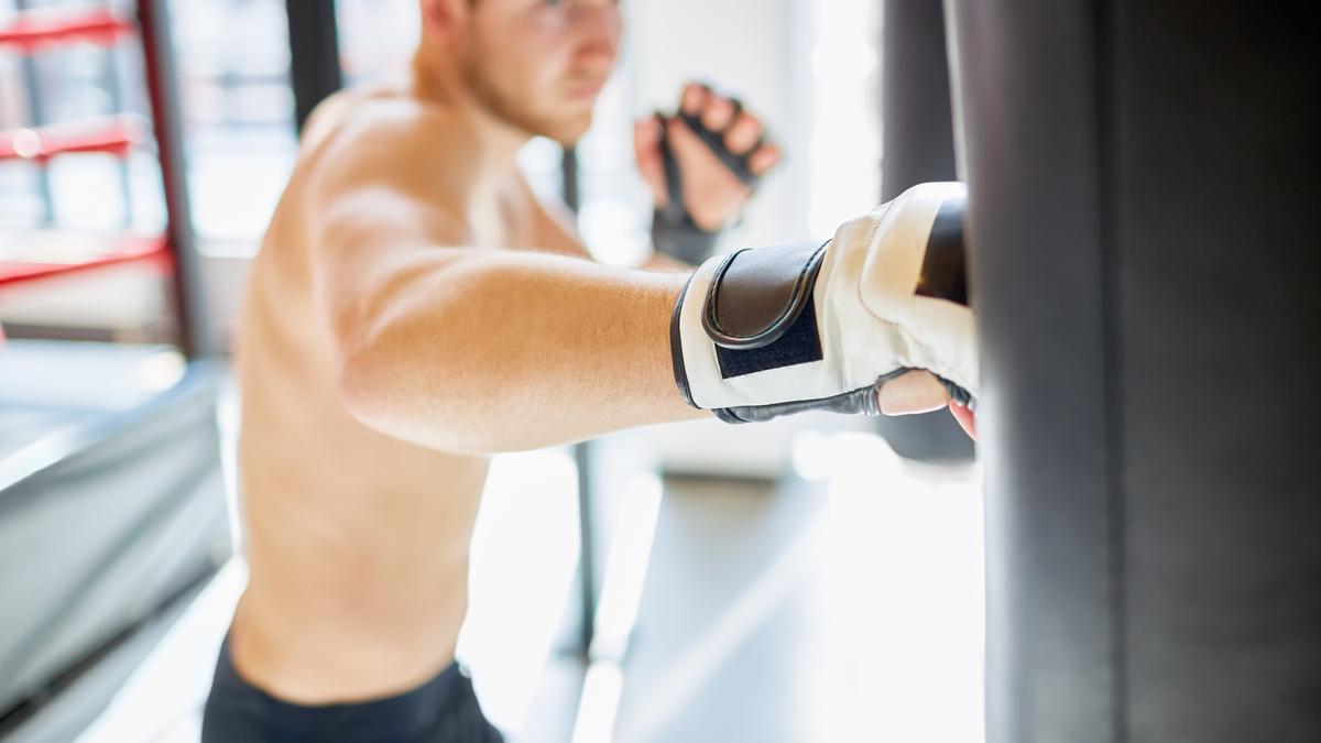 Allenamento al sacco da boxe per principianti